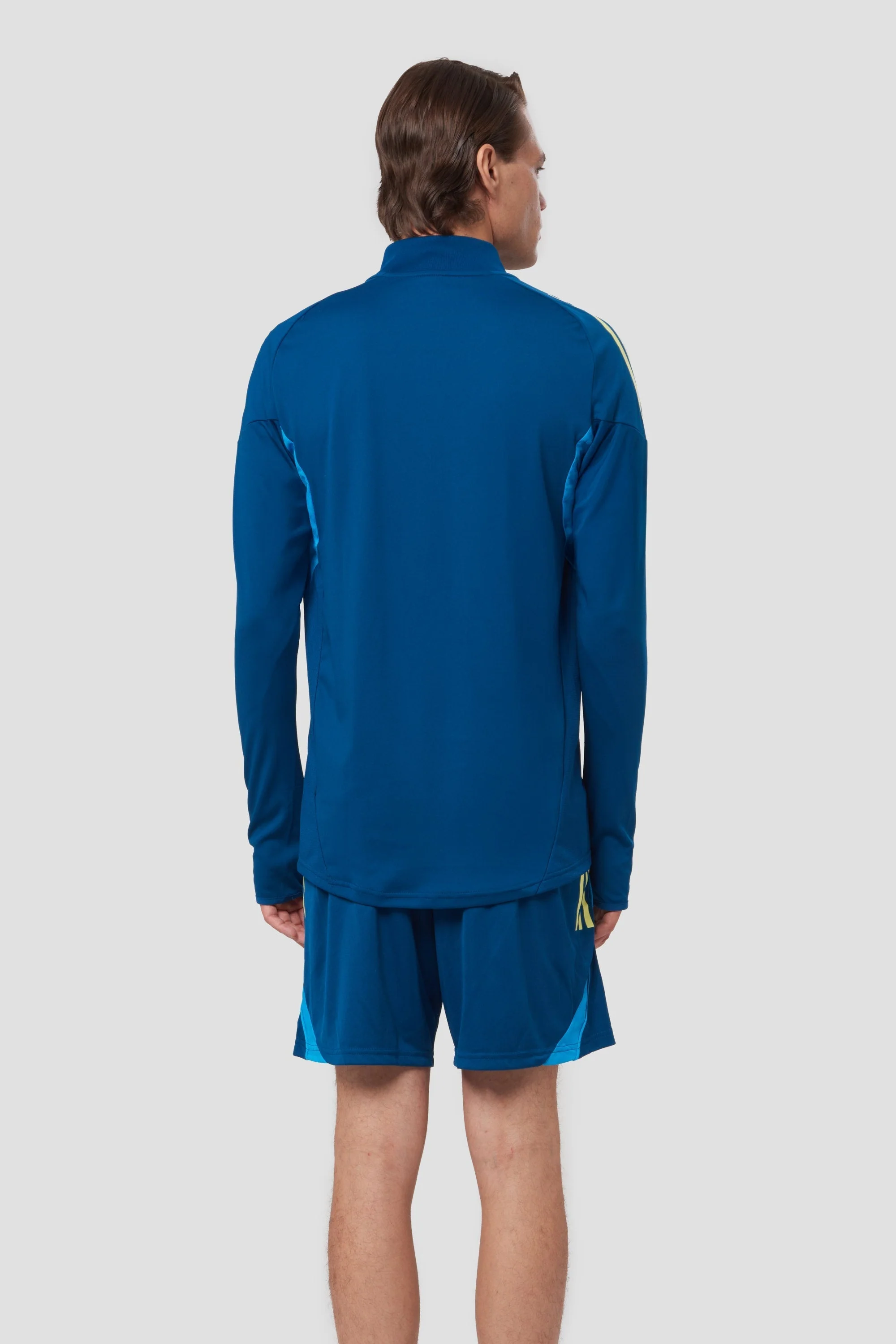 Track Top 25/26 - Image 9